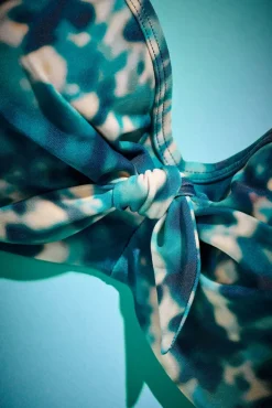 Marlies Dekkers lotus-plunge-balcony-bikini-top